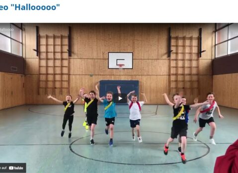 Video „Hallooooo“